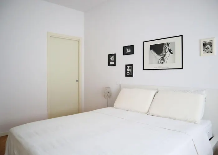 Casa Nana Modern House